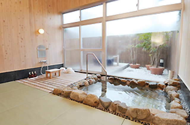 山口県長門市 湯免観光ホテル 貸切風呂「癒~羅」
